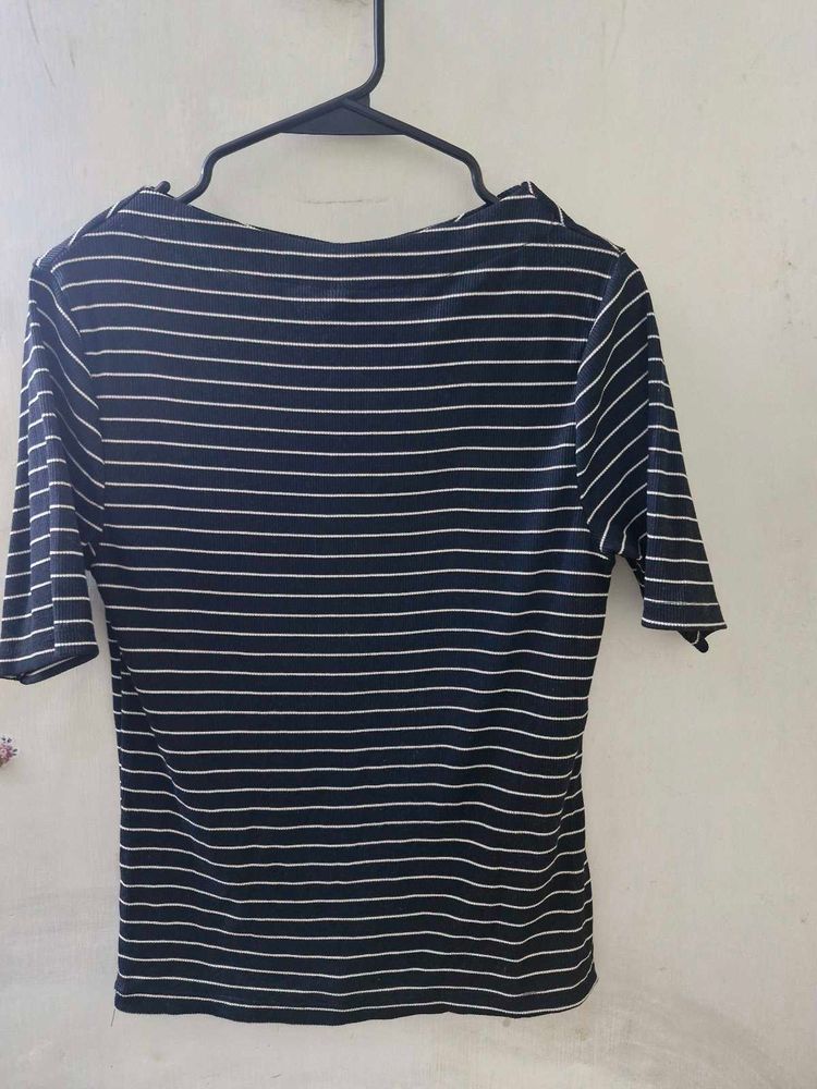 Striped Black &amp; White Top