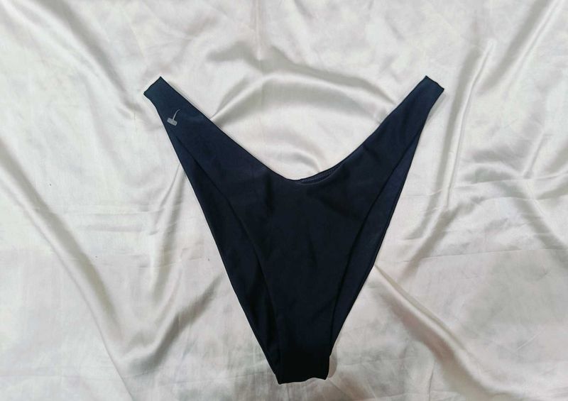 🇳🇿💫🎀Swim Thong Bottom - Black