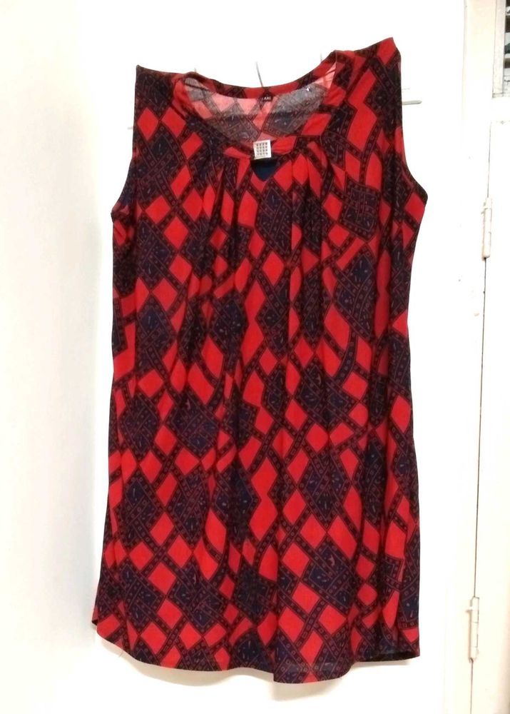 Red Diamond Print Top