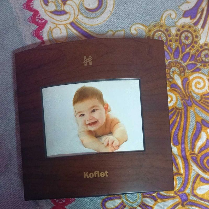 Wooden Texture Photo Frame