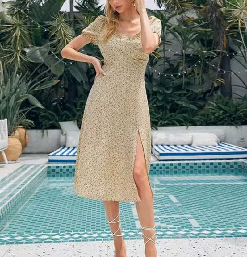 A Pretty Stylish Dress ! Under Budget..