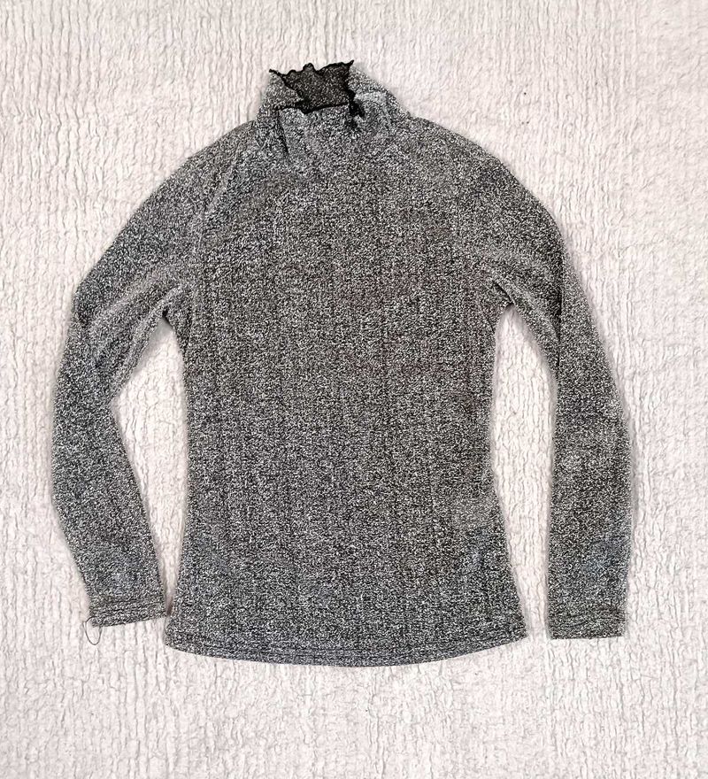 SHEIN Gray Turtleneck Top