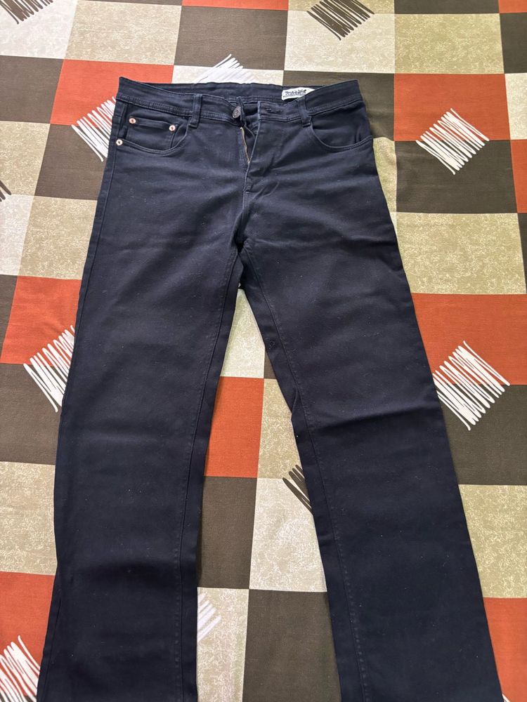 Levi’s Black Jeans