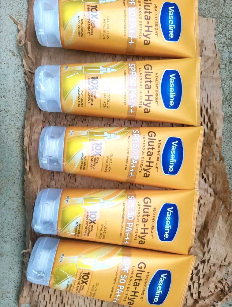 Vaseline Gluta-Hya Sunscreen