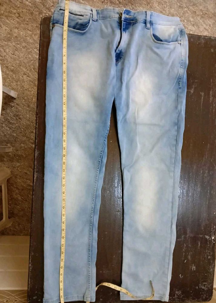 Men&#39;s Jeans