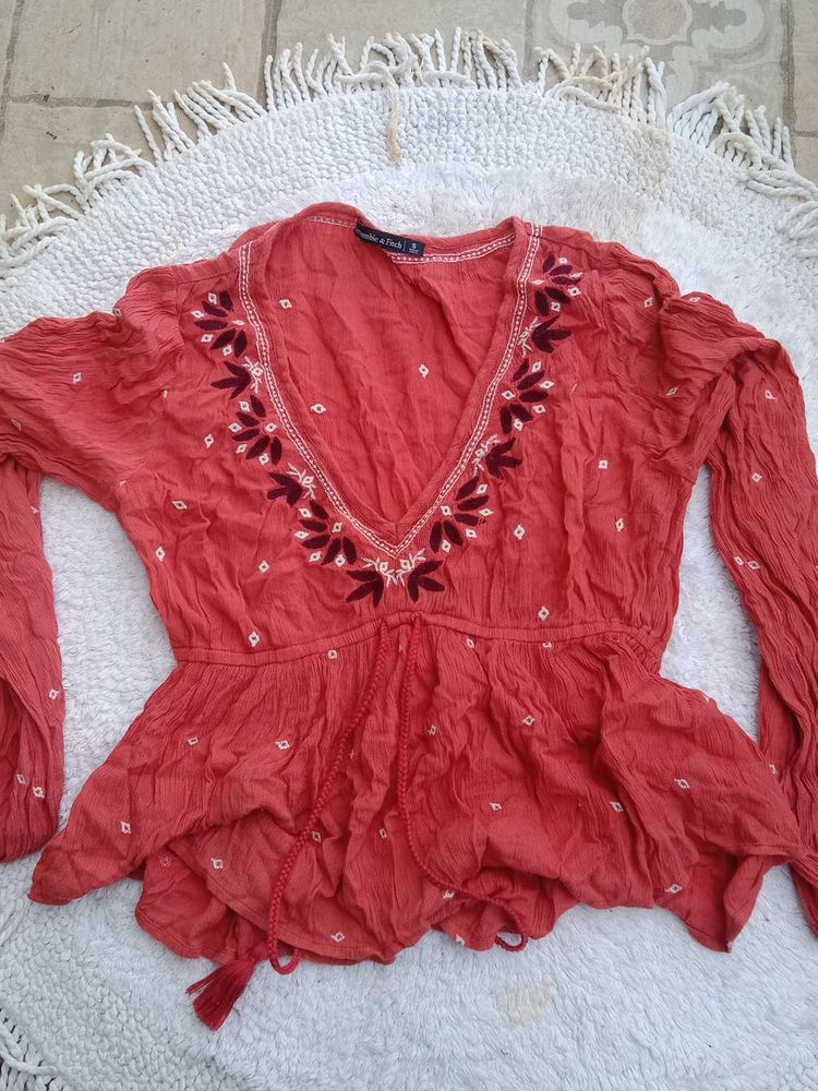 Abercrombie &amp; Fitch Top