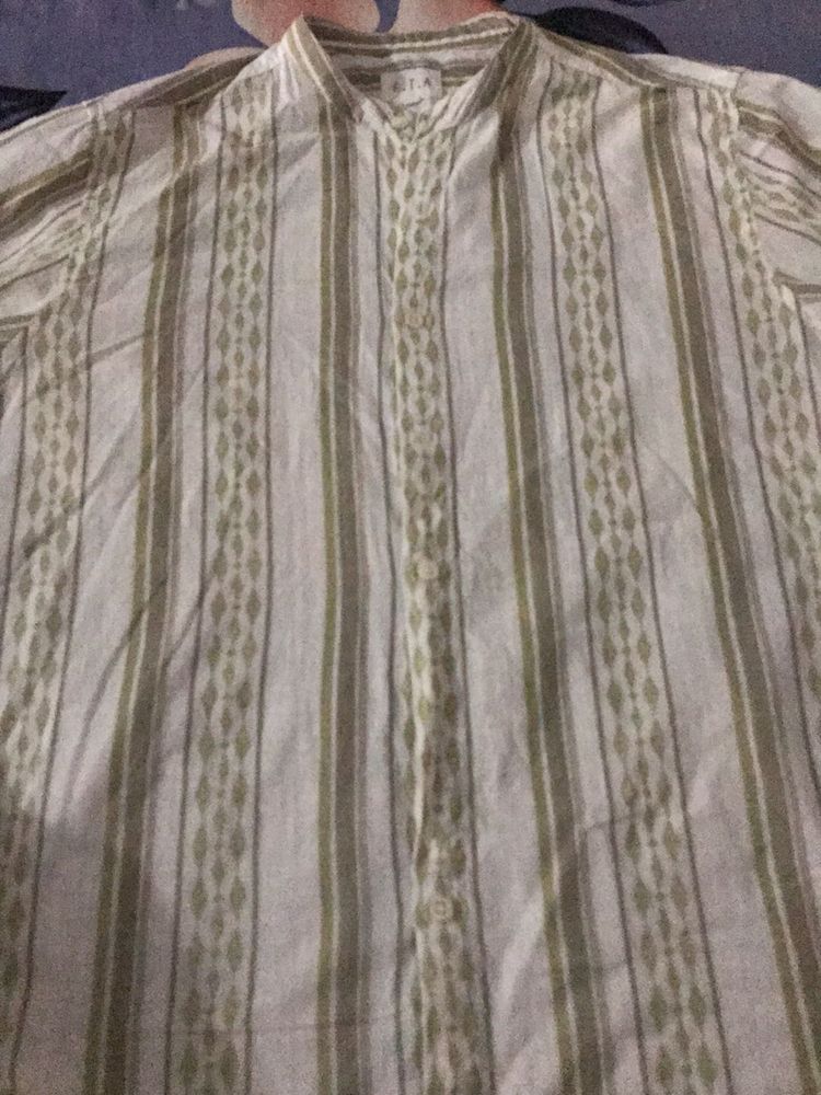 Men&#39;s Striped Shirt