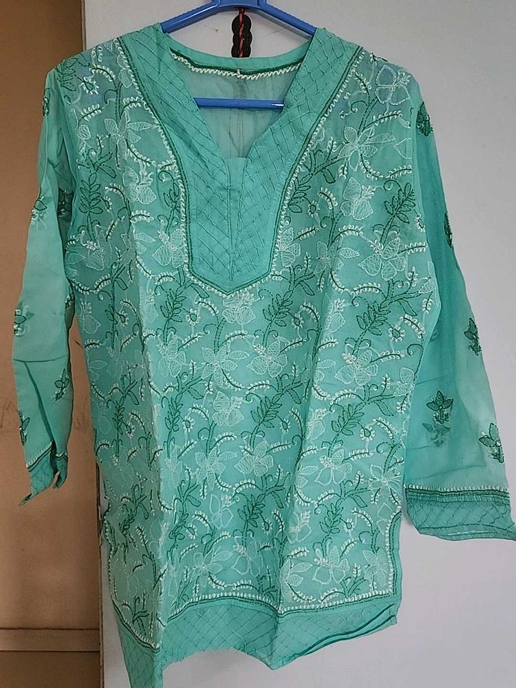 Beautiful Short Chikankari Kurti Unused