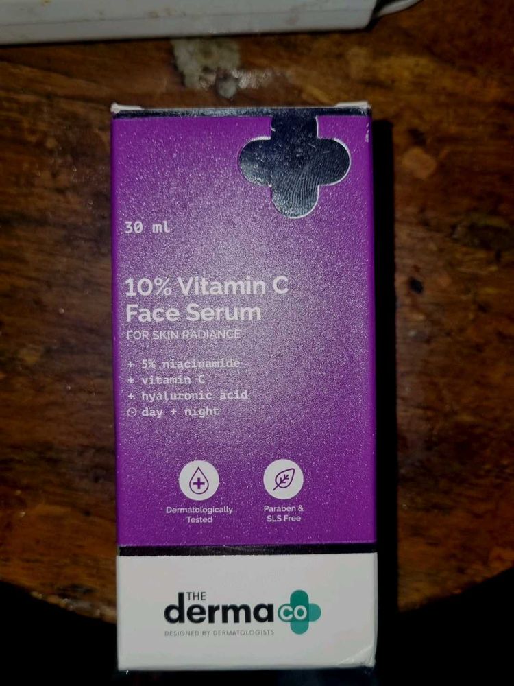 Derma Co Vitamin C Serum