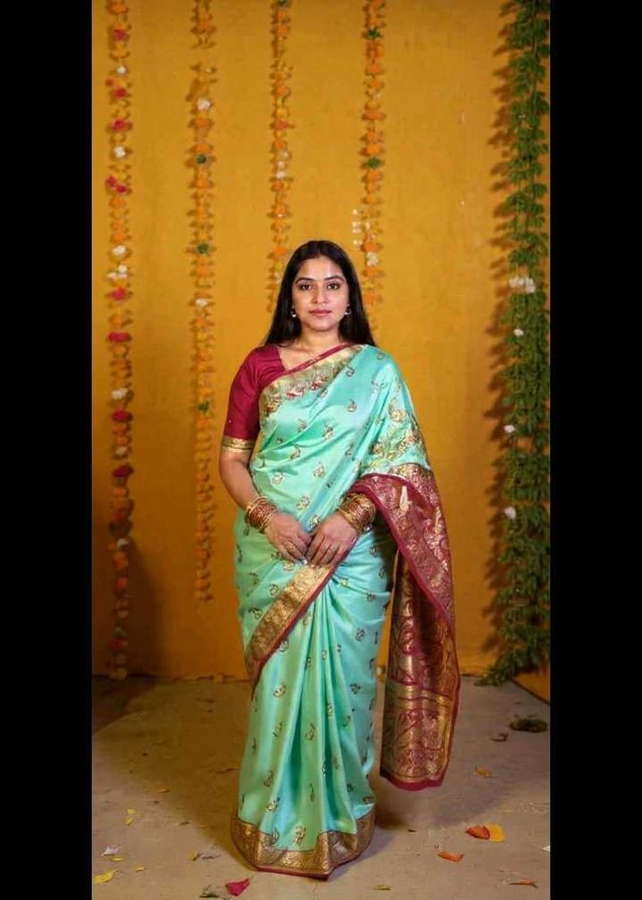 Elegant Teal &amp; Maroon Sari
