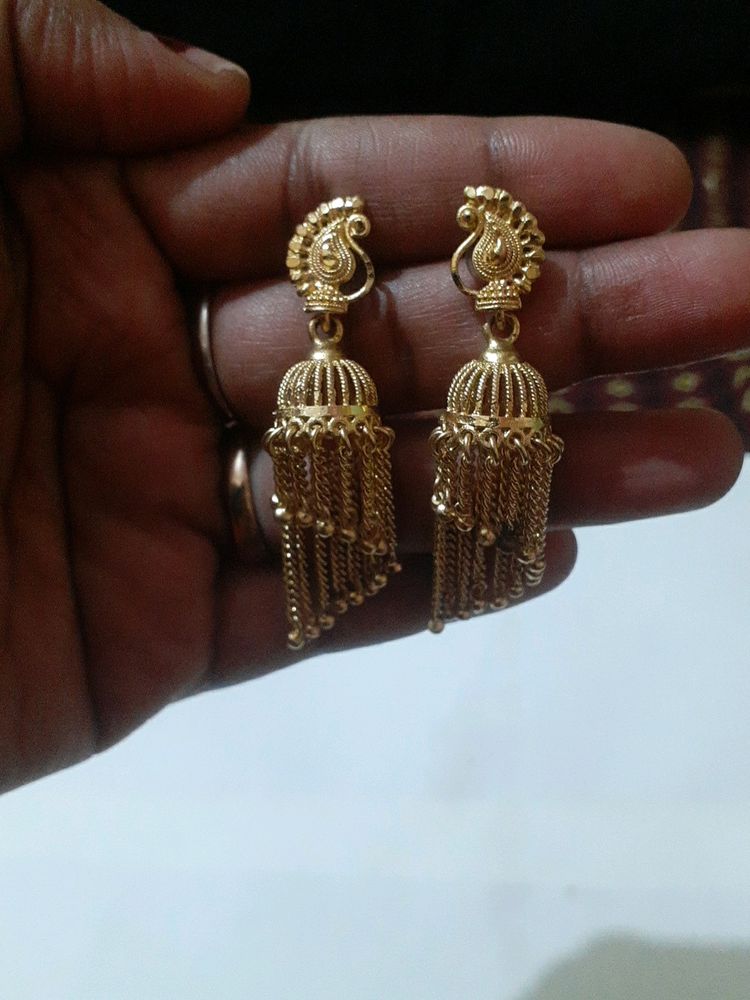 Wonderful Gold Covering Jumka