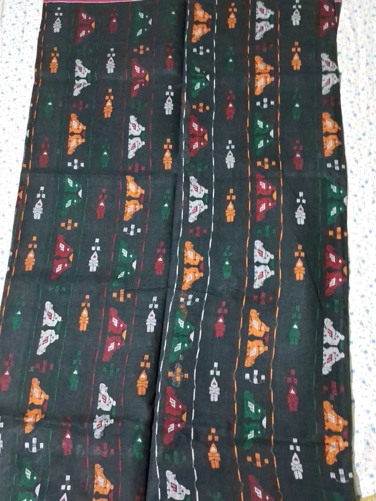 Ethnic Patterned Saree