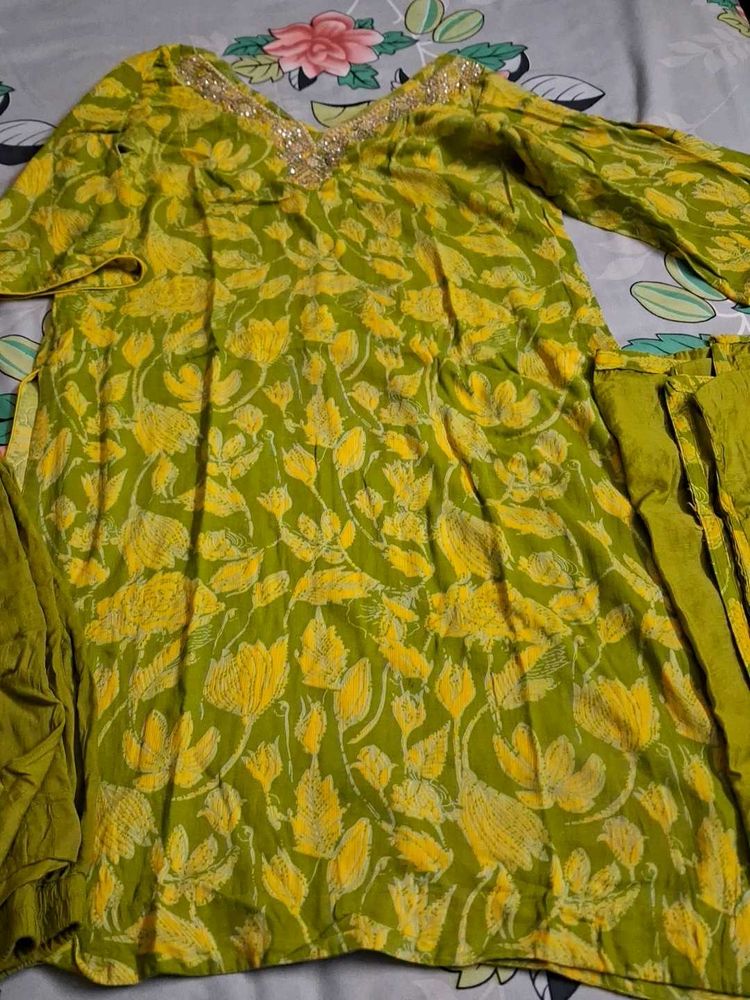 Beautiful Suit Set