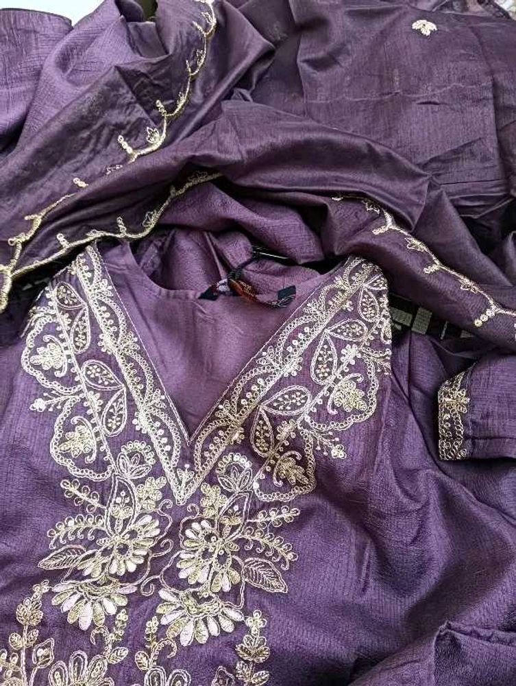 Elegant Embroidered Kurta Set