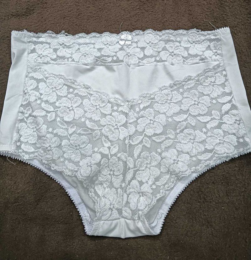 White Lace🖤 Panties