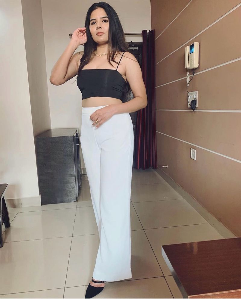 Black Crop Top