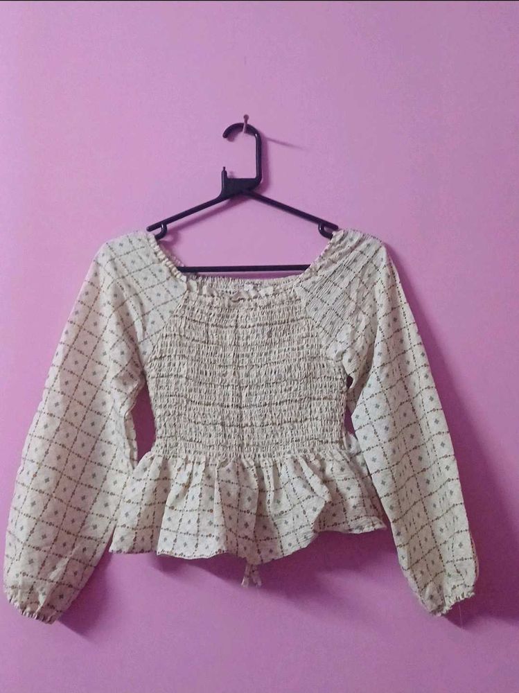 Ballon Sleeves Tie Up Top