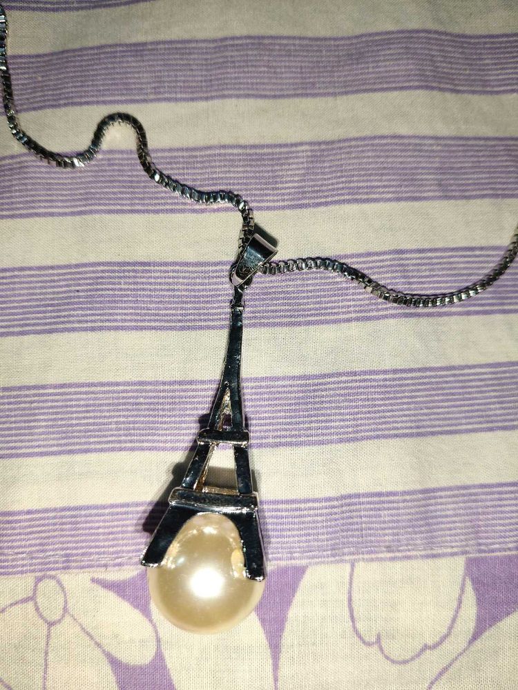 Eiffel Necklace And Bracelet Combo