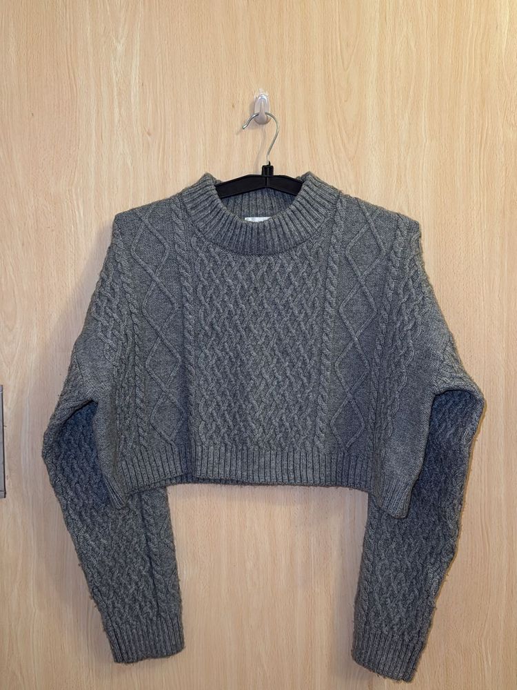 H&amp;M Crop Grey Sweater