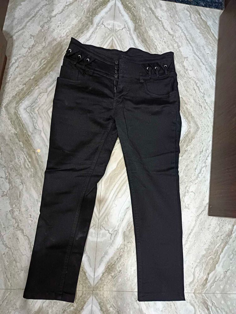 Stylish Black Jeans