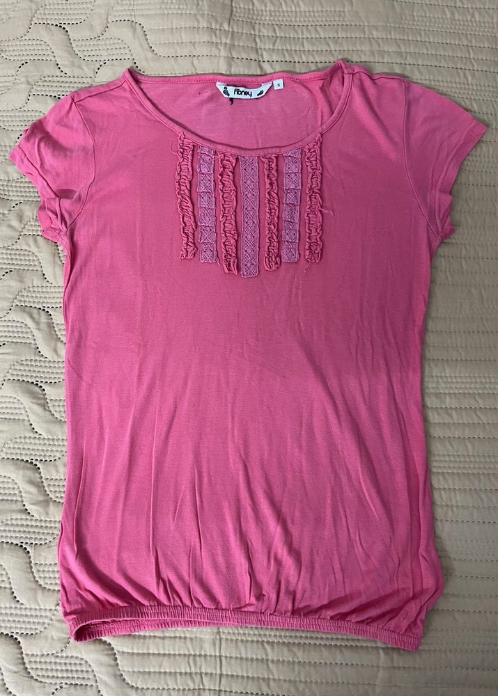 Pink Top By Honey Brand