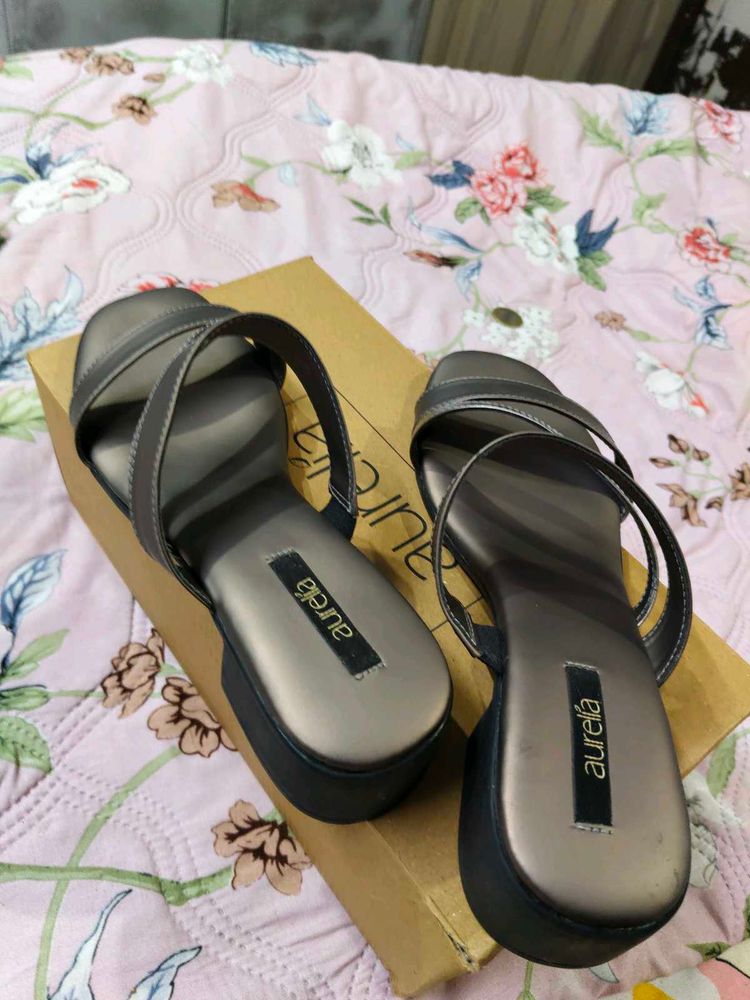 Aurelia Platform Sandals