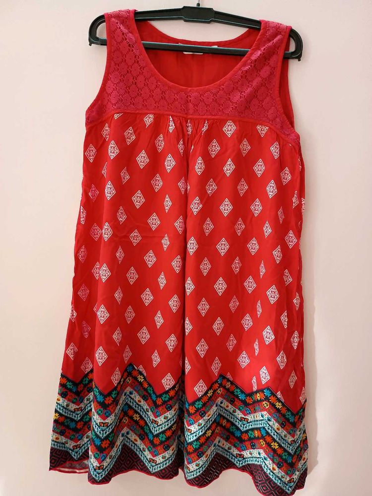 Sleeveless Short Kurta