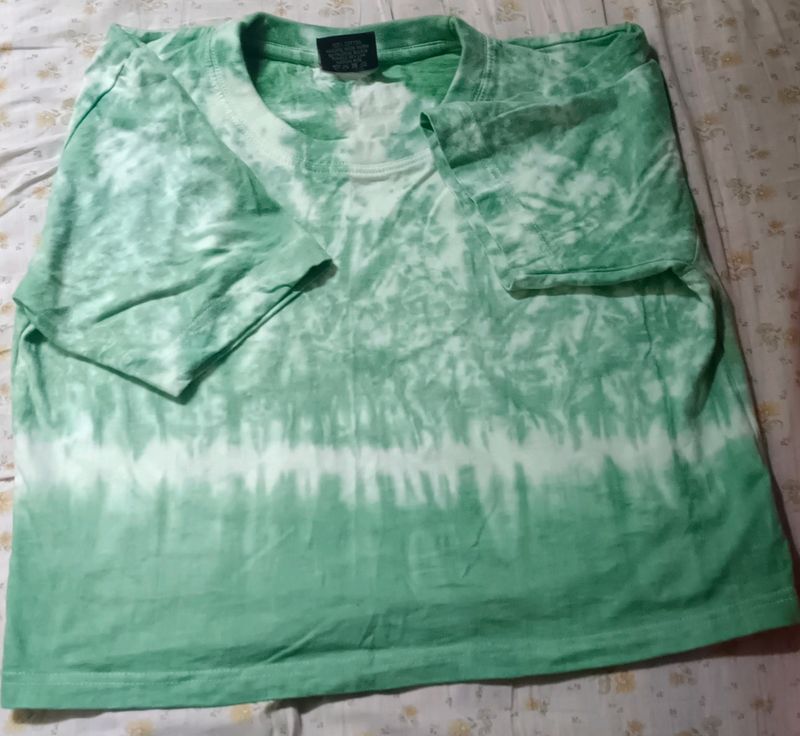 Short Tops And Tunics