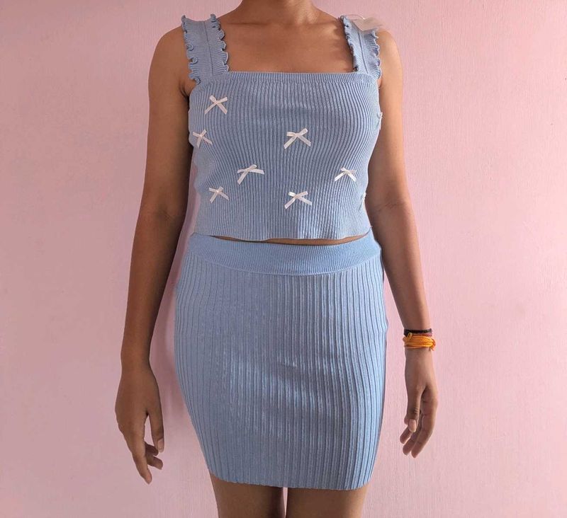 Crop Top With Skirt