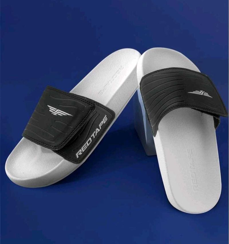 REDTAPE MEN OPEN TOE SLIDERS