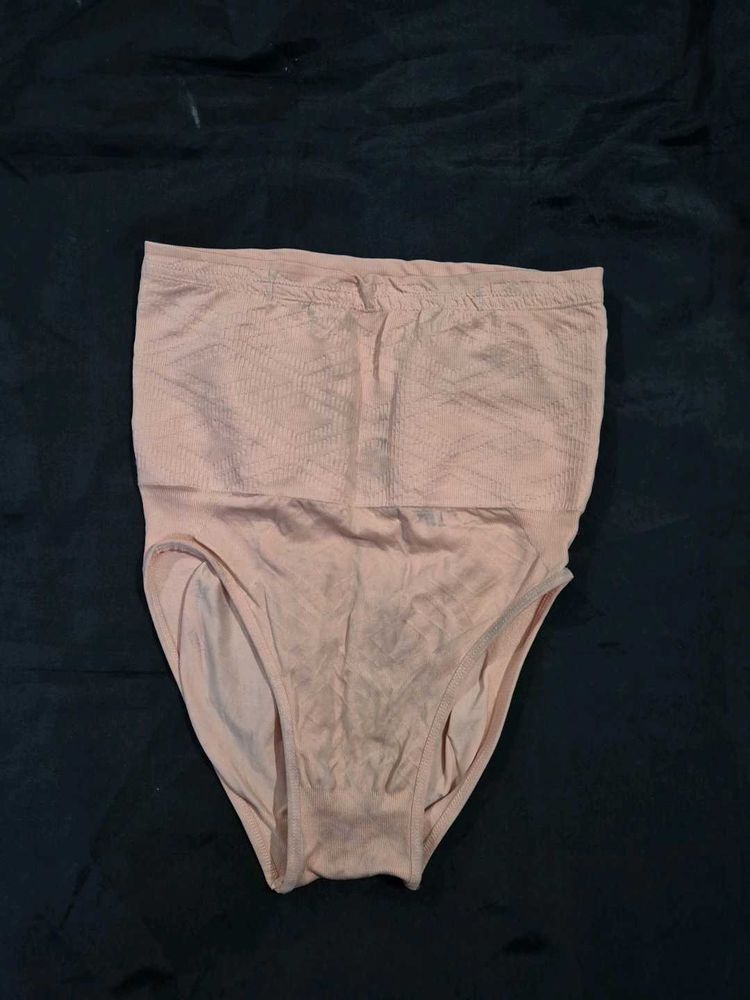 clovia High-Waisted /shape wear / tummy tucker