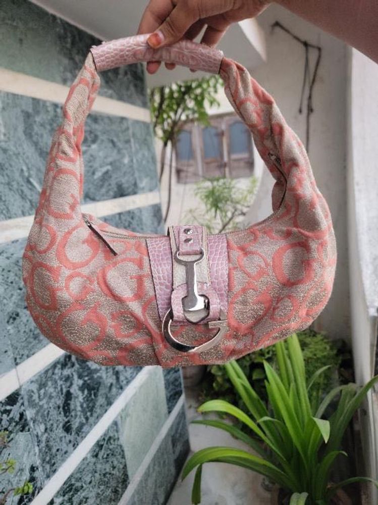 ‼️Pink Guess Bag‼️