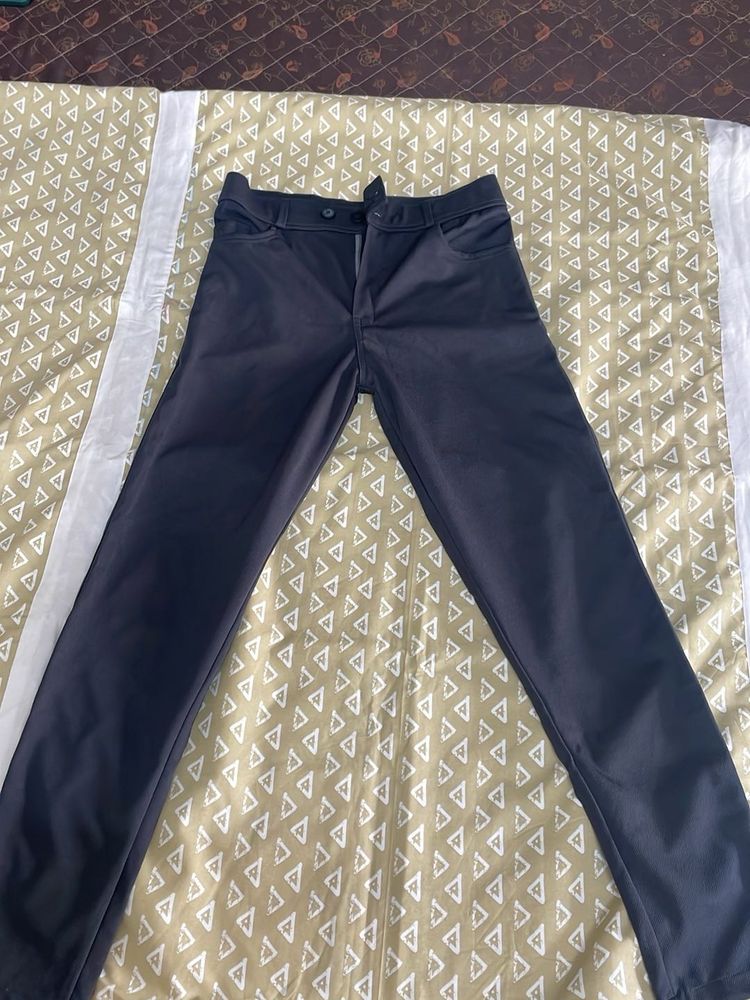 Black Stretchable Lower Kind Of Pant