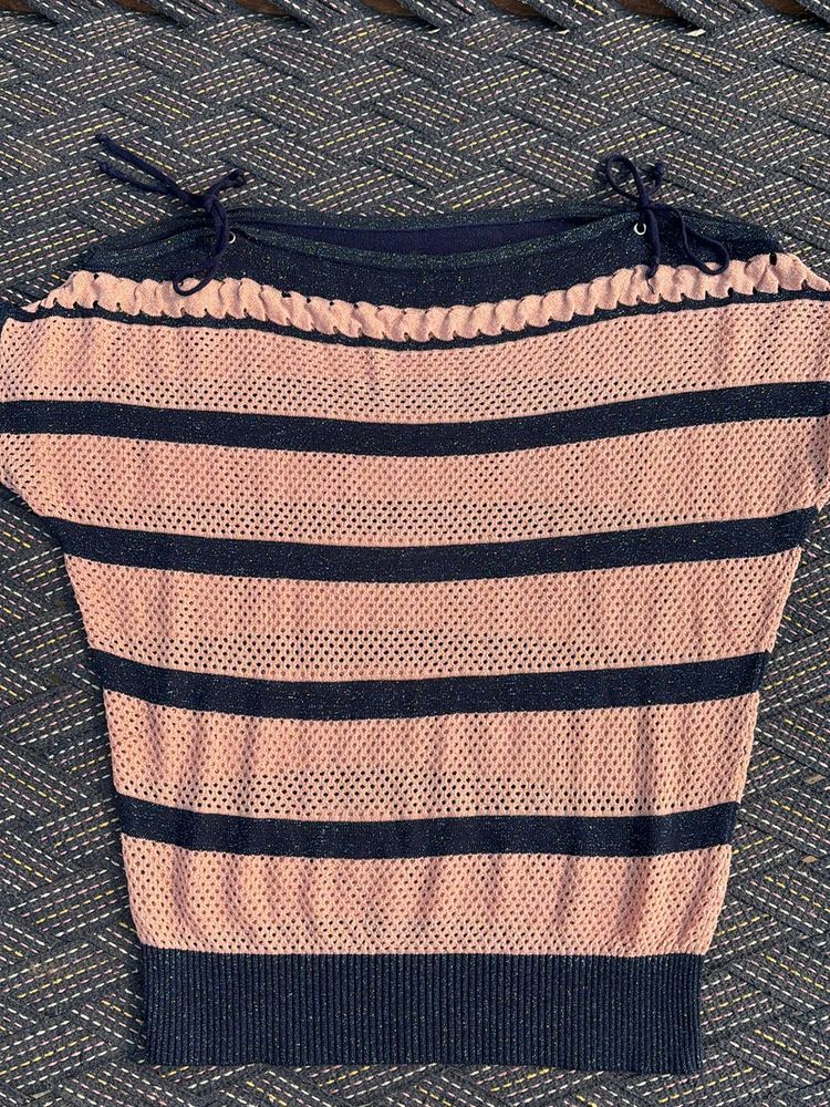Beautiful Boat-Nack Shiny Party Top.