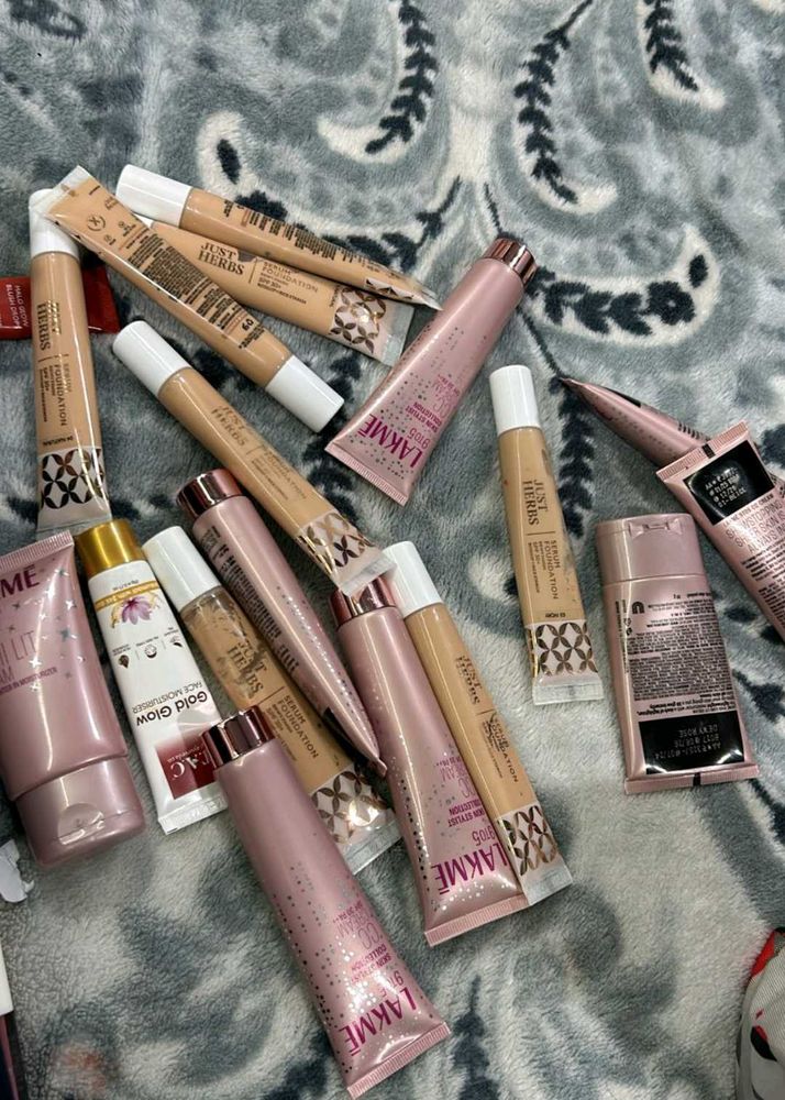 Lakme &amp; Just Herbs Foundation Bundle