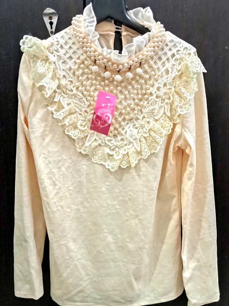 🌼Elegant Pearl-Embellished Lace Top