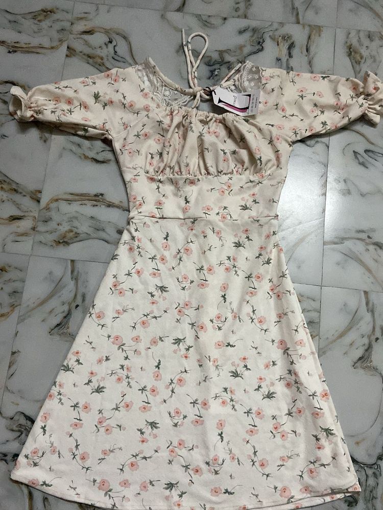 Off White Floral Printed Middi Dress