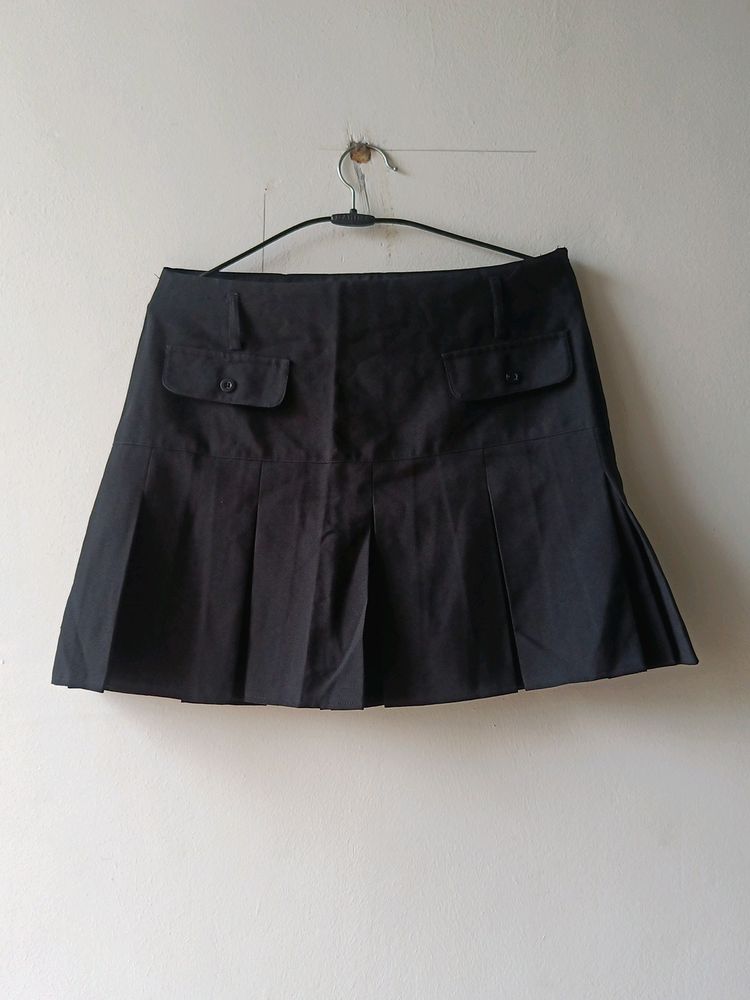 PLEATED CARGO SKIRT