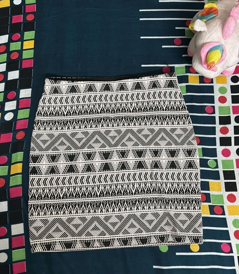Patterned Mini Skirt