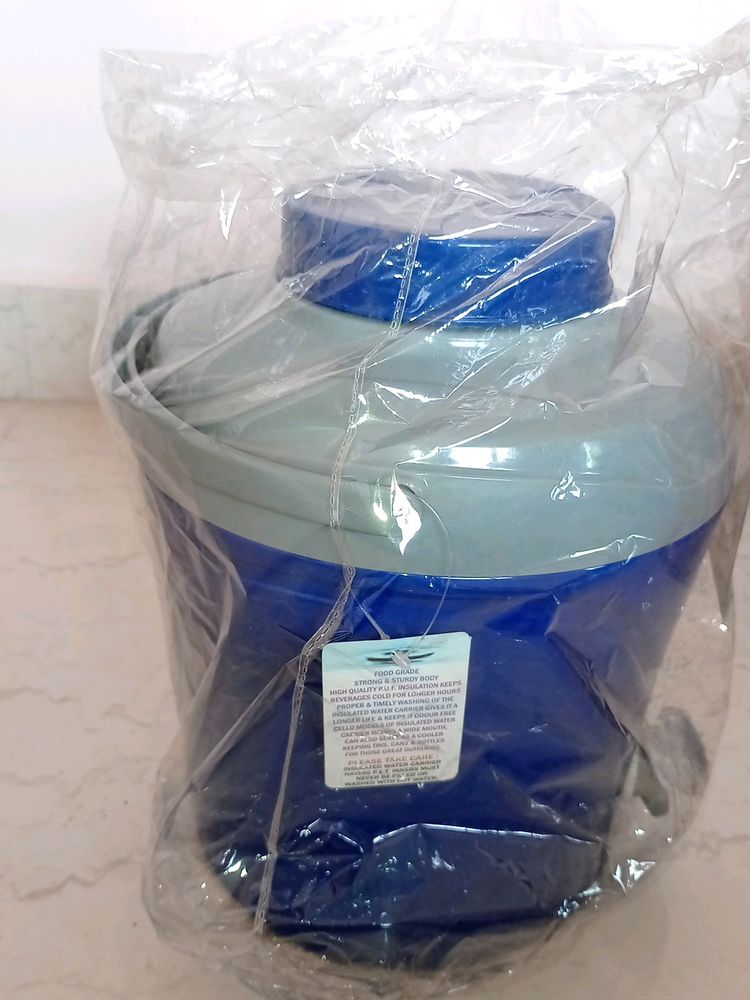 Insulated Water Jug