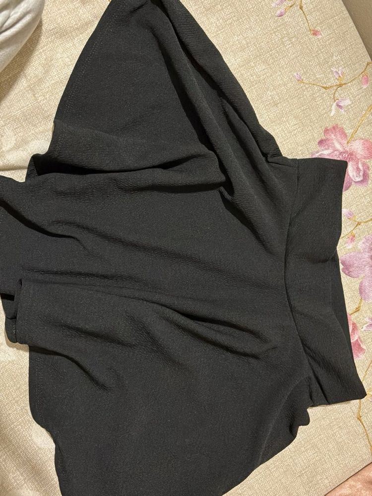 Cute Little Black Skirt (Elastic S-M)