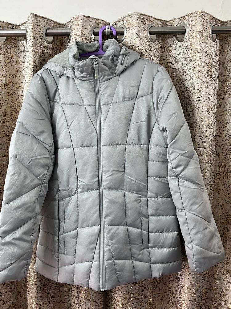 Silver Puffer Jacket 🧥❄️