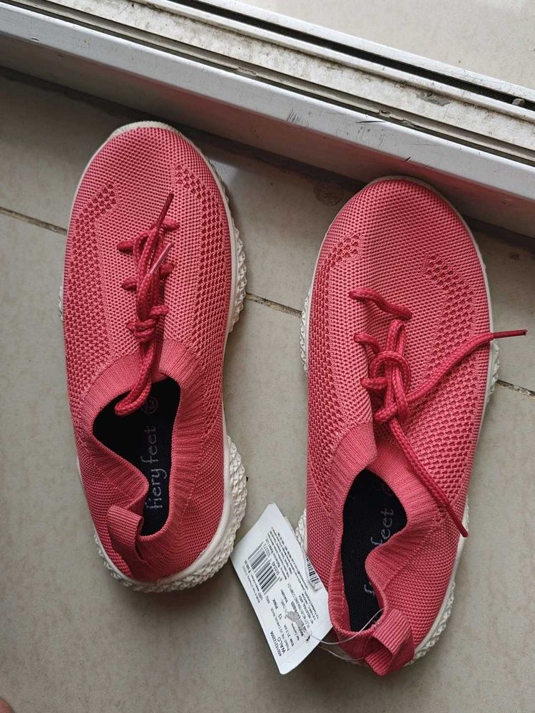 Fiery Feet Casual Shoes
