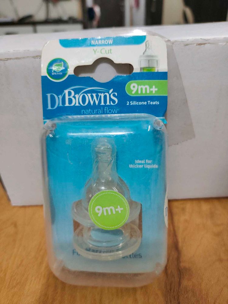 Dr Brown Natural Flow Y-Cut 9 Months (Pack Of 2)
