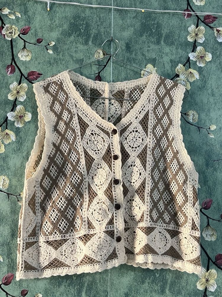 it’s a shrug you can wear any  tubes