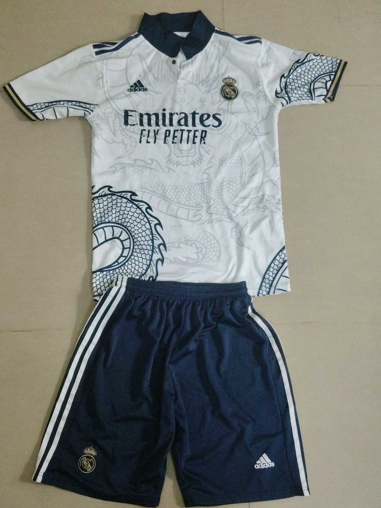 Real Madrid Kit