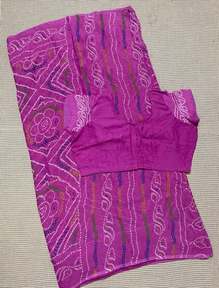 Magenta Bandhani Saree with Blouse