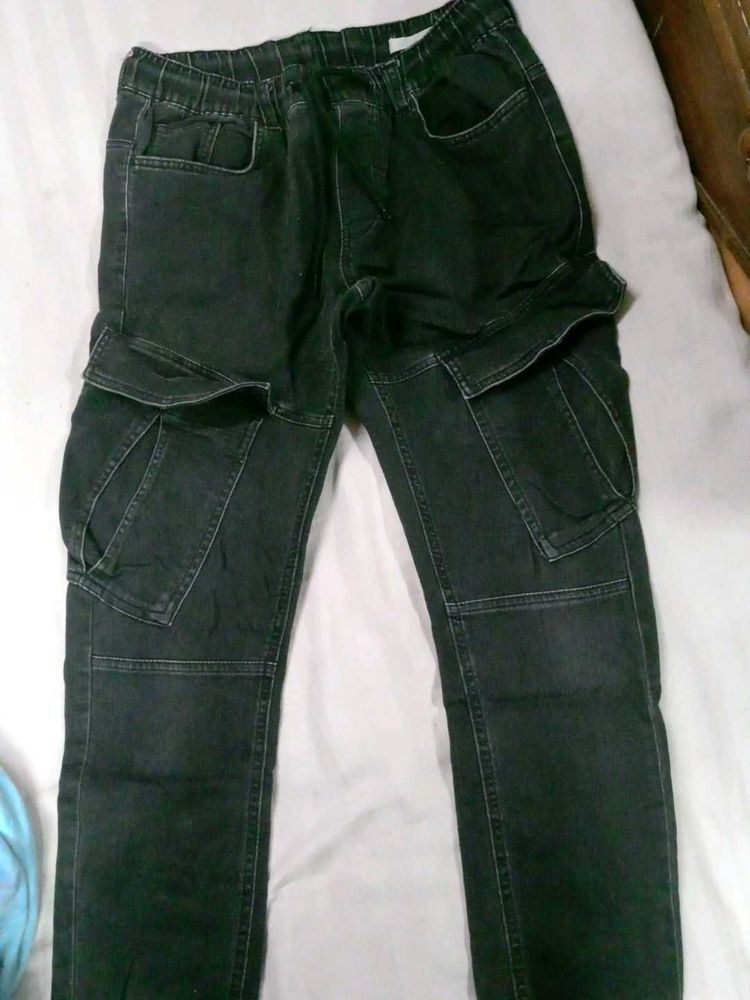 Cargo Jeans