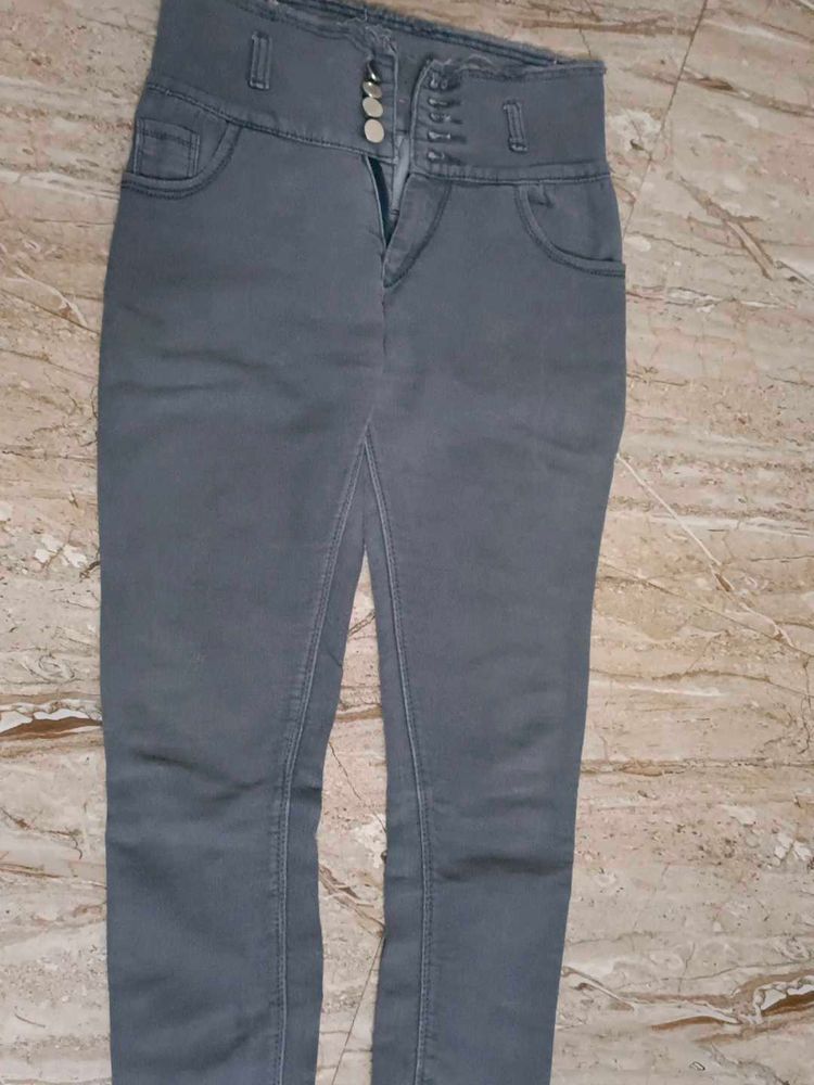 High Waisted Gray Jeans