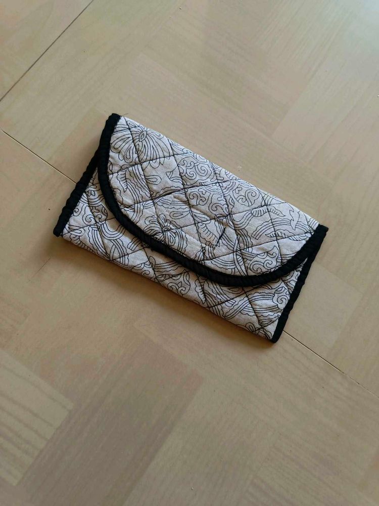 Quilted Pouch handmade 🤍